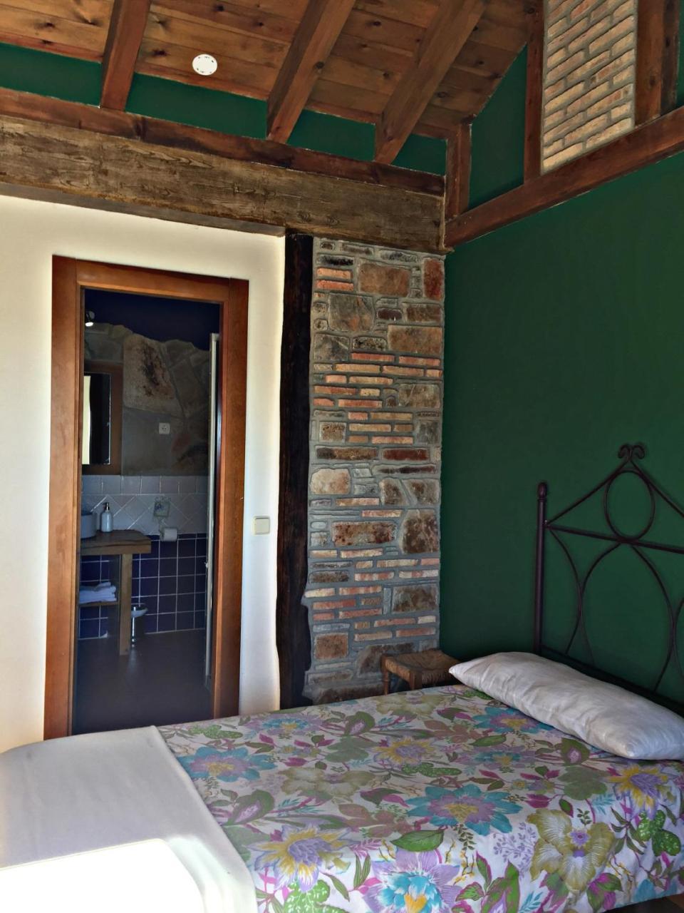 El Corral De Concejo Guest House Horcajuelo de la Sierra Bagian luar foto